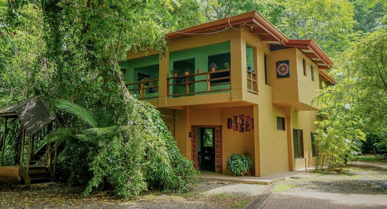 Hospedaje El Bosquecito Uvita Exterior photo