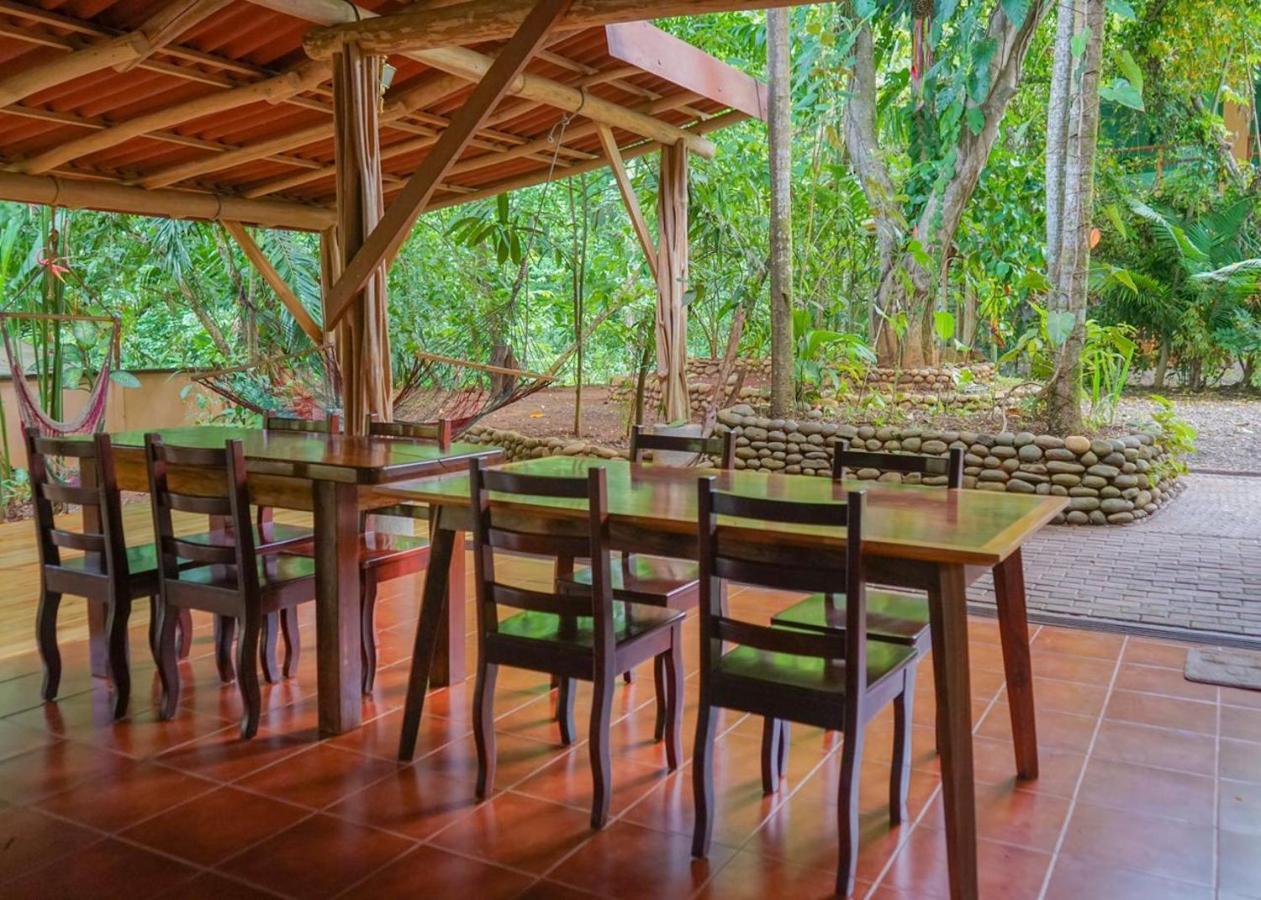 Hospedaje El Bosquecito Uvita Exterior photo